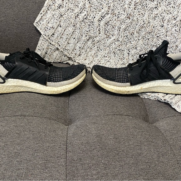 Adidas Oreo UltraBoost - Picture 8 of 8